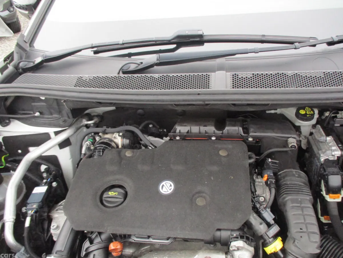 Peugeot 3008 MPV, Diesel, 2023, White