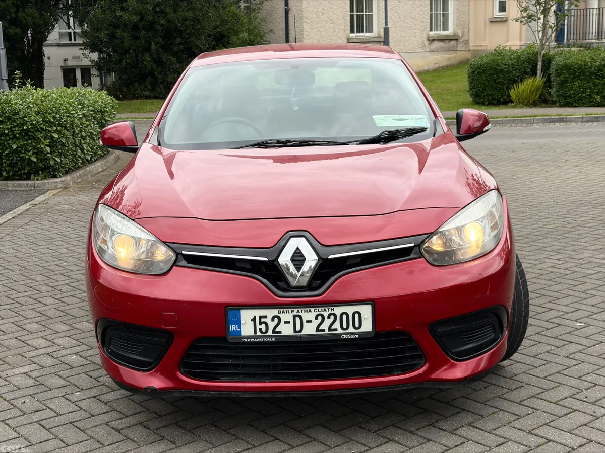 Renault Fluence Saloon, Diesel, 2015, Red