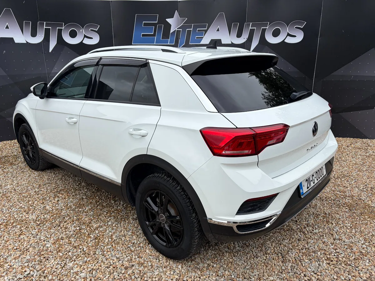 Volkswagen T-Roc Hatchback, Diesel, 2021, White
