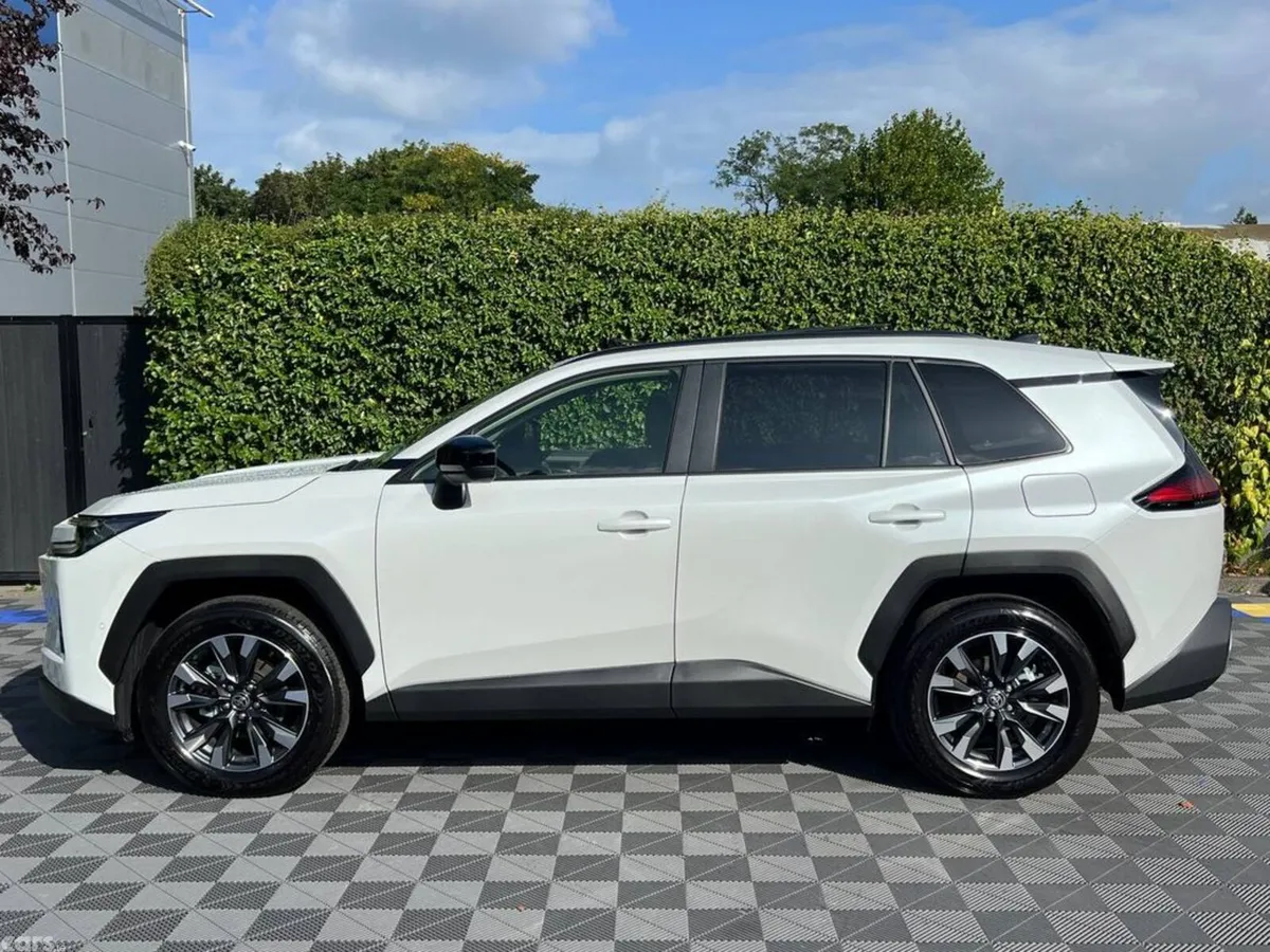 Toyota RAV4 SUV, Petrol Hybrid, 2026, White
