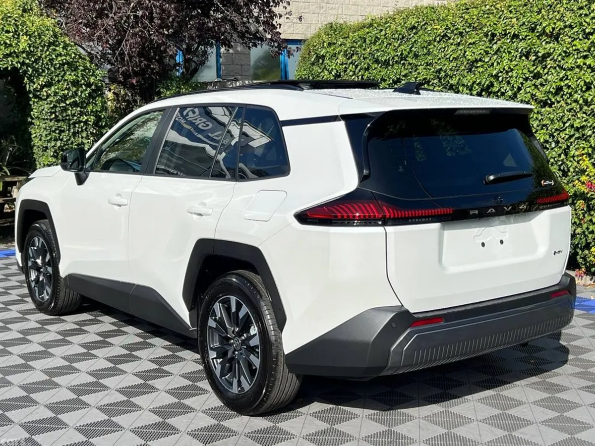 Toyota RAV4 SUV, Petrol Hybrid, 2026, White