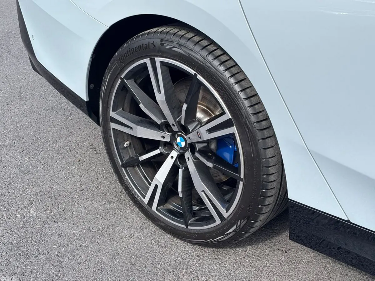 BMW 5-Series Estate, Petrol Plug-in Hybrid, 2025, Grey