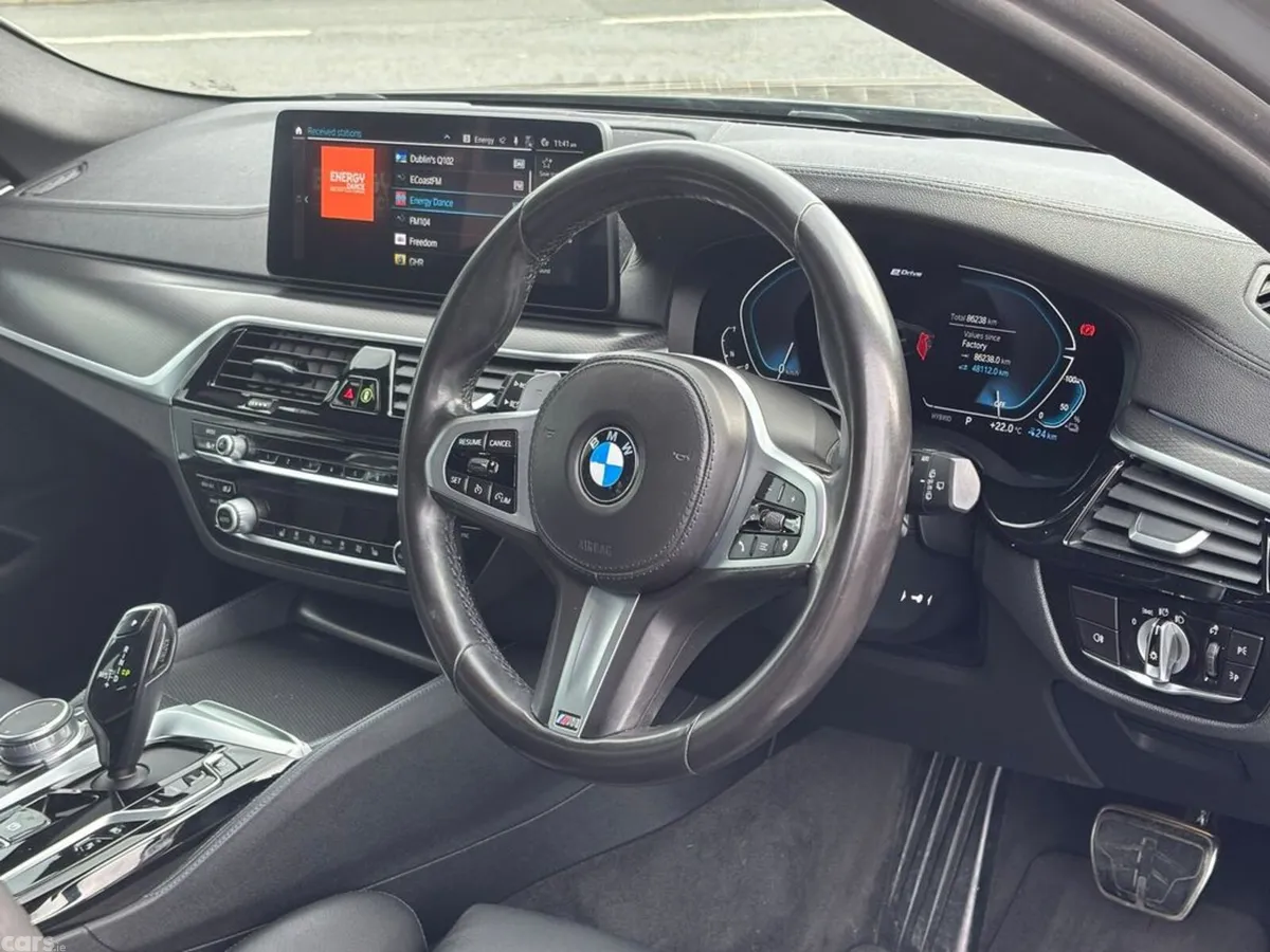 BMW 5-Series Estate, Petrol Plug-in Hybrid, 2021, Grey