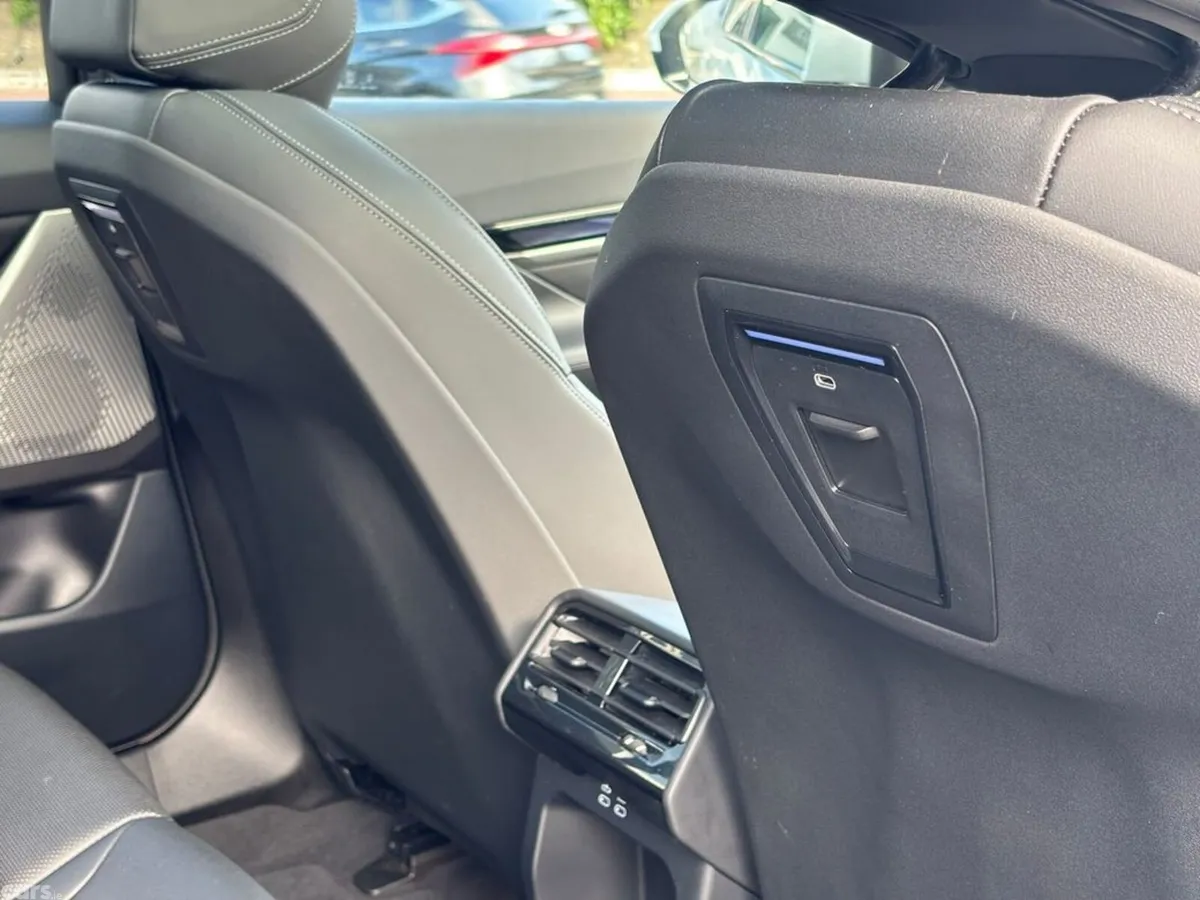 BMW 5-Series Estate, Petrol Plug-in Hybrid, 2025, Grey
