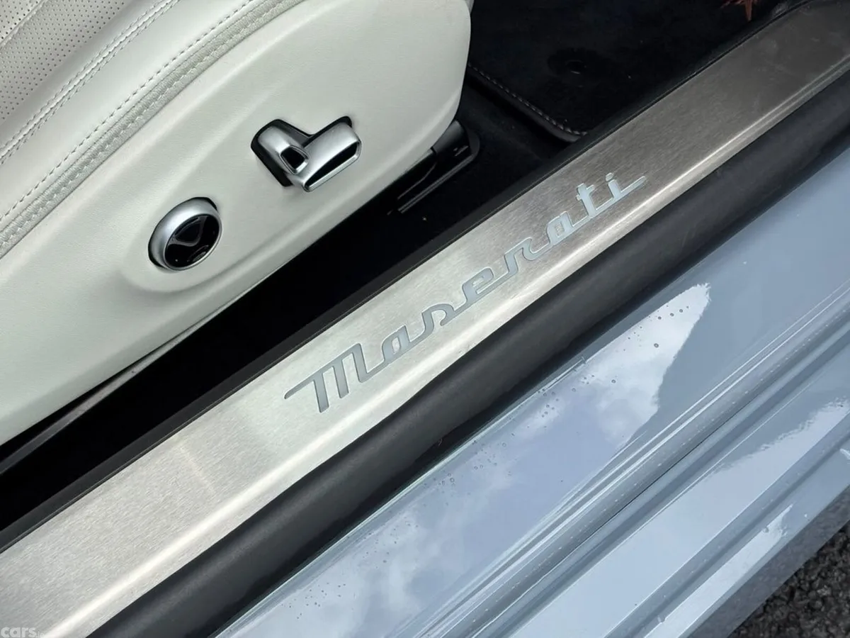 Maserati Other Convertible, Electric, 2024, Grey