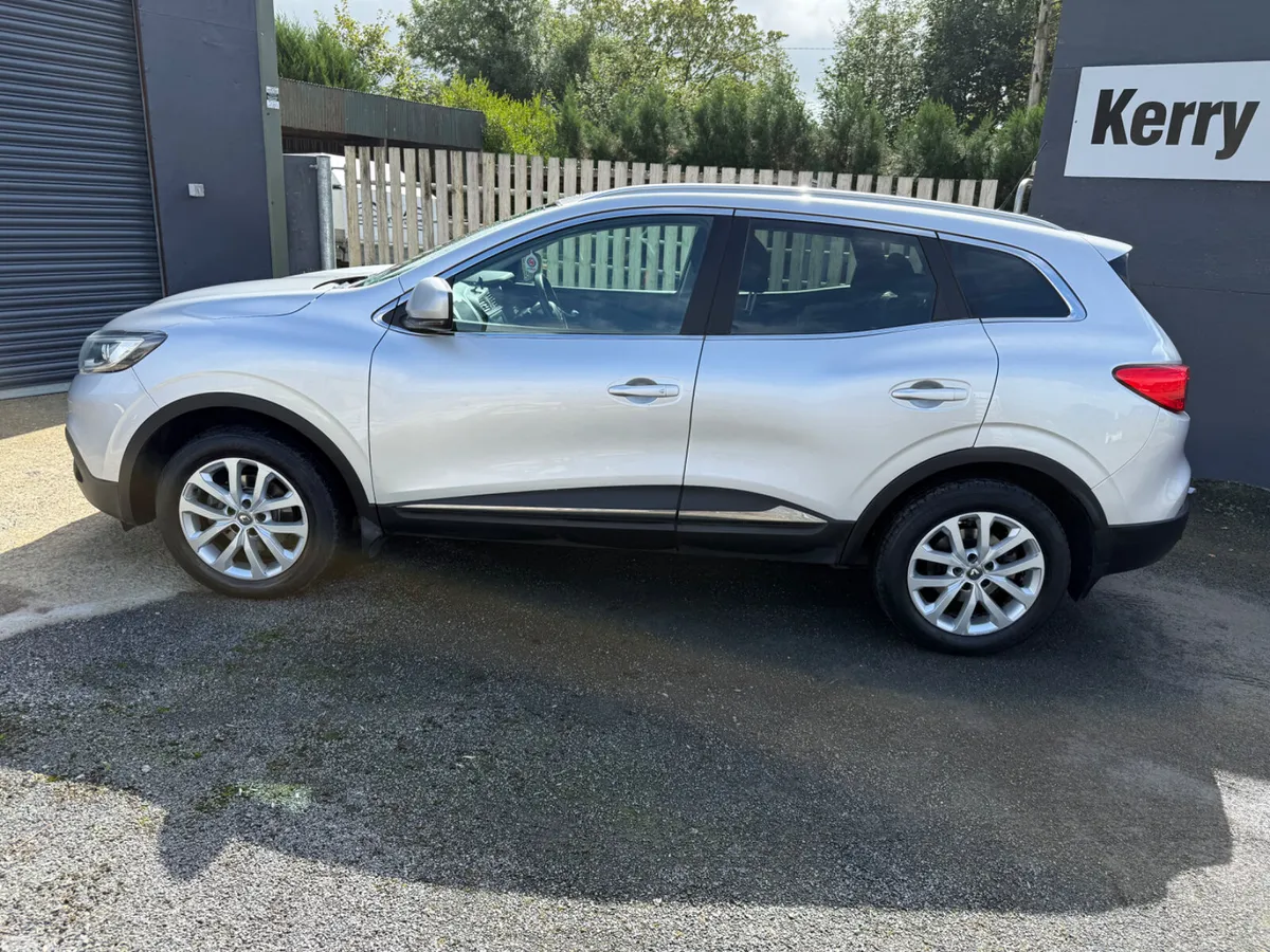 Renault Kadjar SUV, Diesel, 2016, Silver