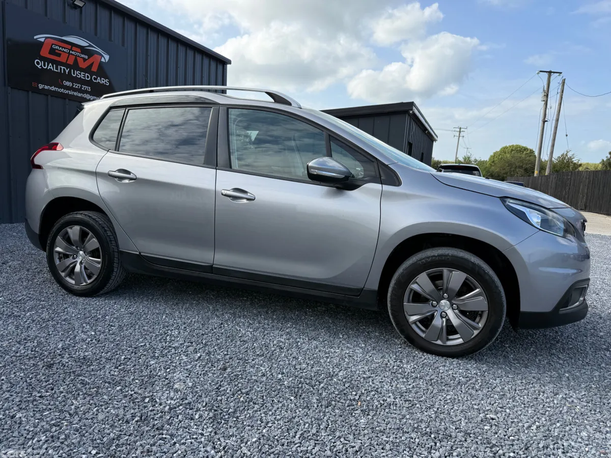 Peugeot 2008 Estate, Petrol, 2019, Grey