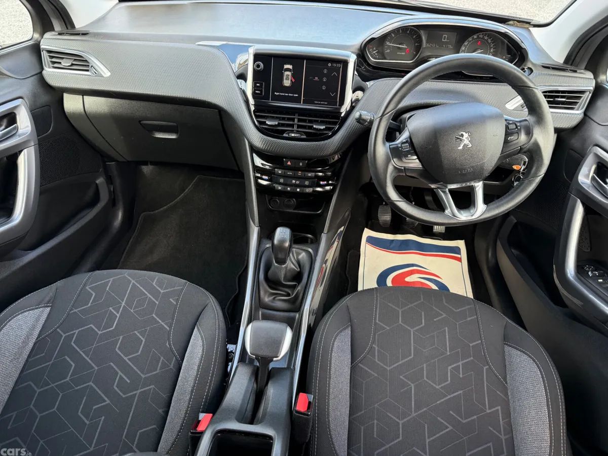 Peugeot 2008 Estate, Petrol, 2019, Grey
