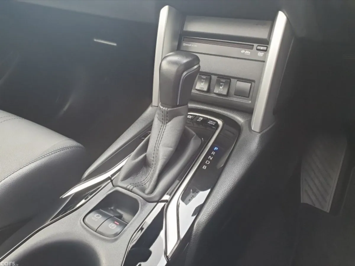 Toyota Corolla Cross SUV, Petrol Hybrid, 2022, Blue