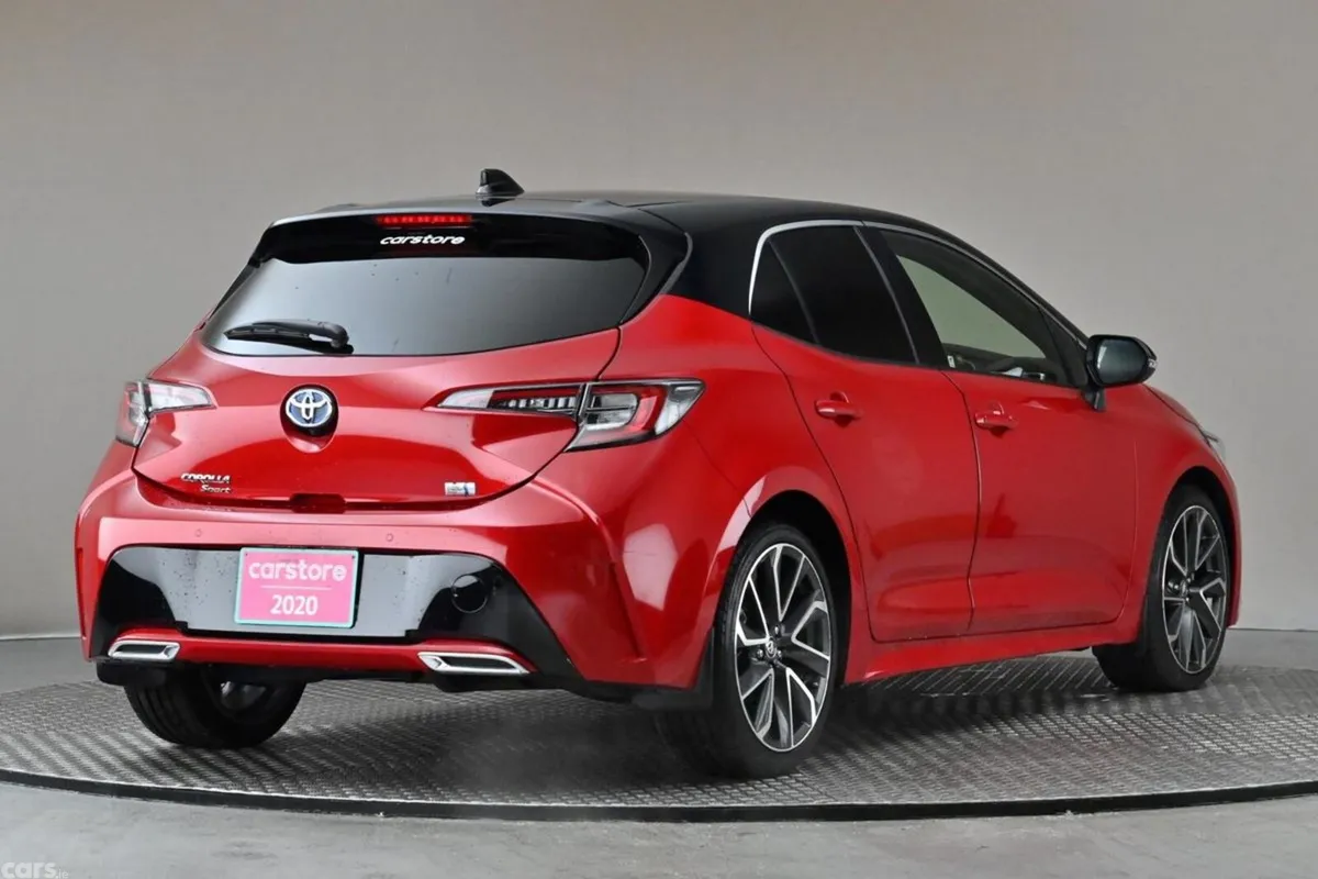 Toyota Corolla Hatchback, Petrol Hybrid, 2020, Red