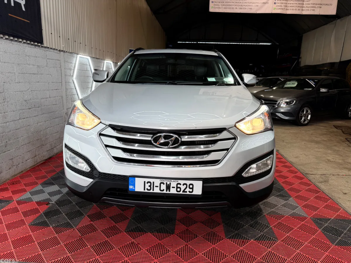 Hyundai Santa Fe SUV, Diesel, 2013, Silver