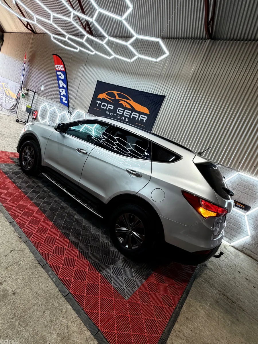 Hyundai Santa Fe SUV, Diesel, 2013, Silver