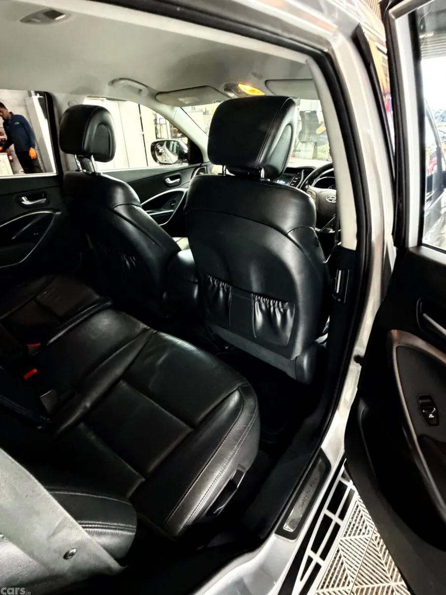 Hyundai Santa Fe SUV, Diesel, 2013, Silver