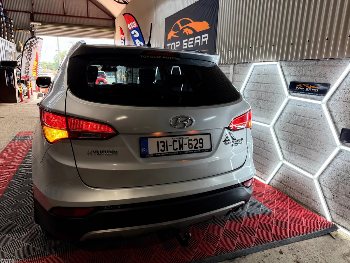Hyundai Santa Fe SUV, Diesel, 2013, Silver