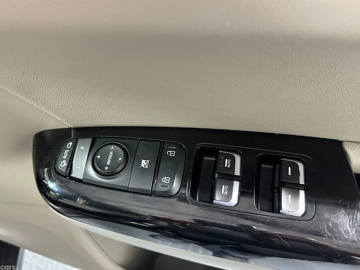 Kia Sportage SUV, Diesel, 2018, Brown