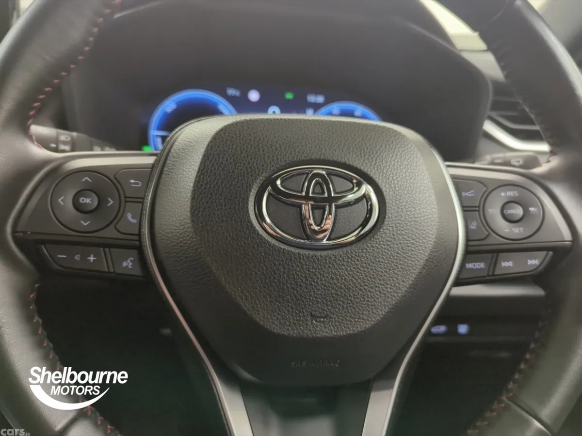 Toyota RAV4 SUV, Petrol Hybrid, 2023, Grey