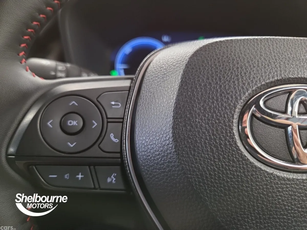 Toyota RAV4 SUV, Petrol Hybrid, 2025, Red