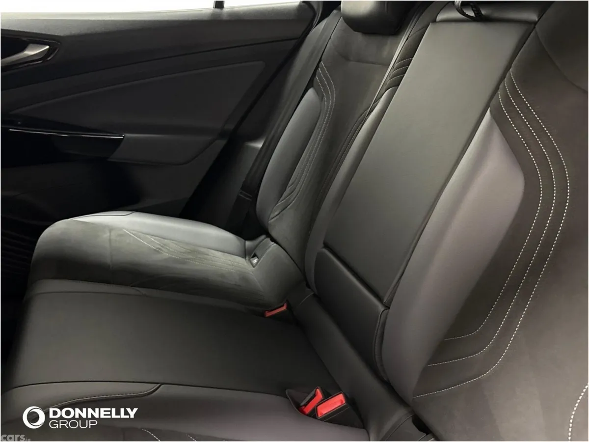 Volkswagen ID.4 Estate, Electric, 2023, Grey