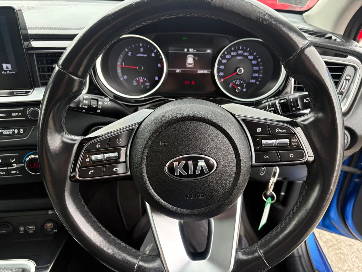 Kia Ceed Hatchback, Diesel, 2018, Blue
