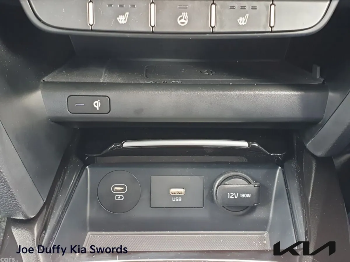 Kia XCeed Hatchback, Petrol Plug-in Hybrid, 2023, Red