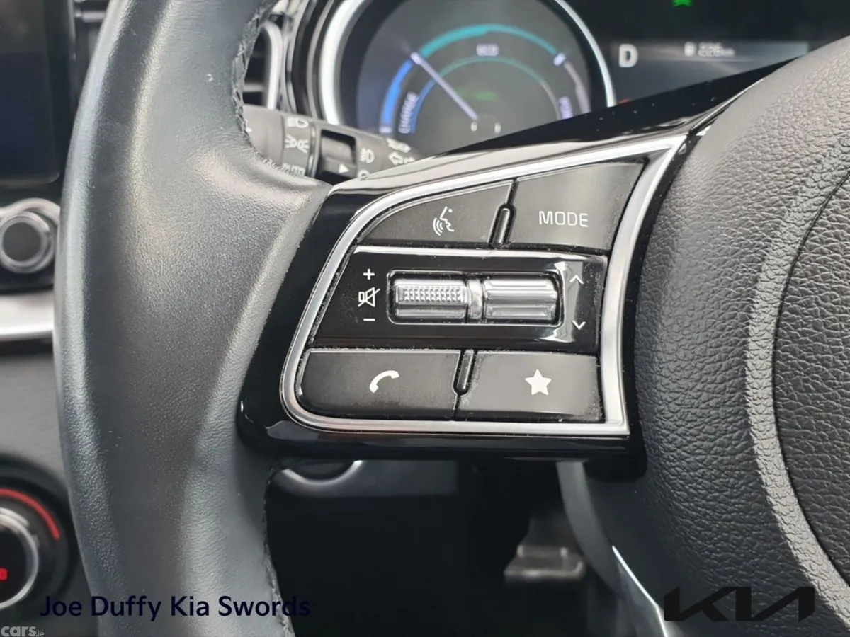 Kia XCeed Hatchback, Petrol Plug-in Hybrid, 2023, Red