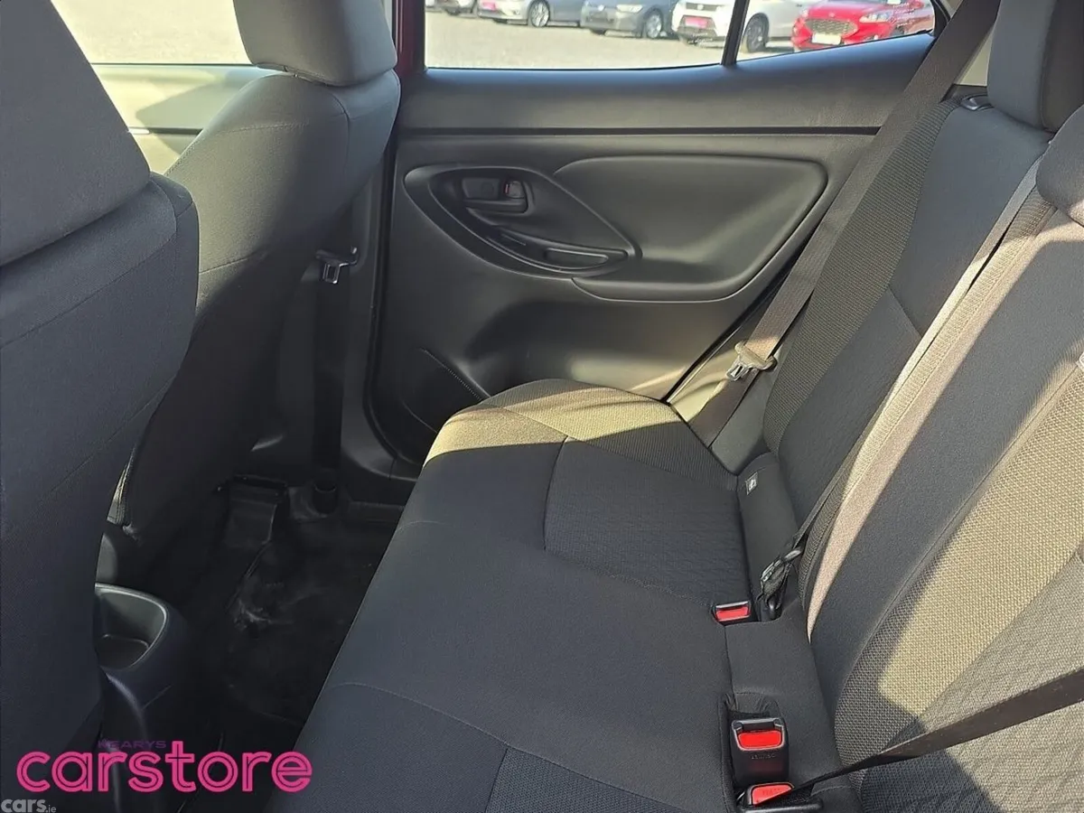 Toyota Yaris Cross Hatchback, Petrol, 2022, Red