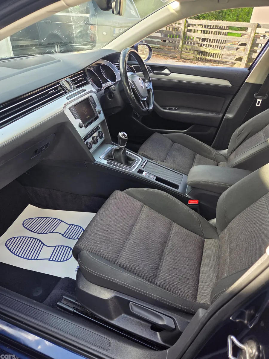 Volkswagen Passat Saloon, Diesel, 2015, Blue