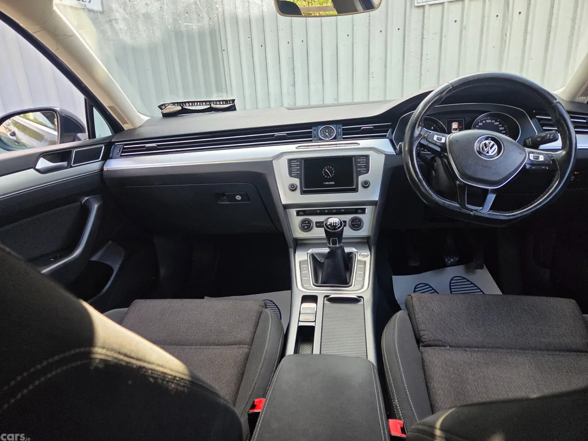 Volkswagen Passat Saloon, Diesel, 2015, Blue