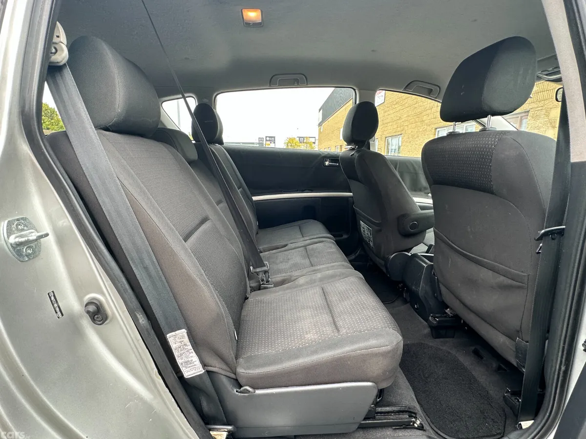 Toyota Corolla SUV, Petrol, 2008, Silver