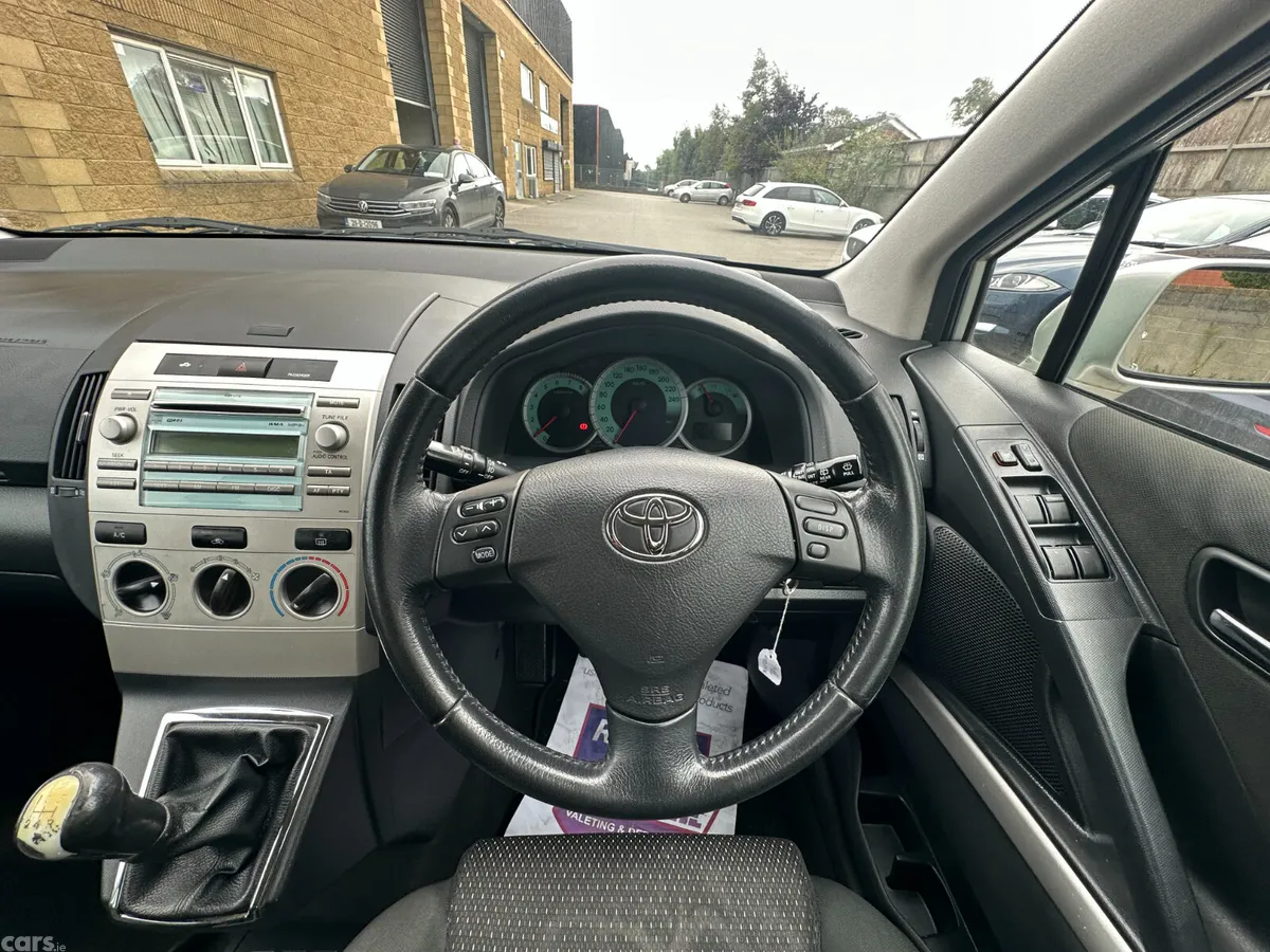 Toyota Corolla SUV, Petrol, 2008, Silver