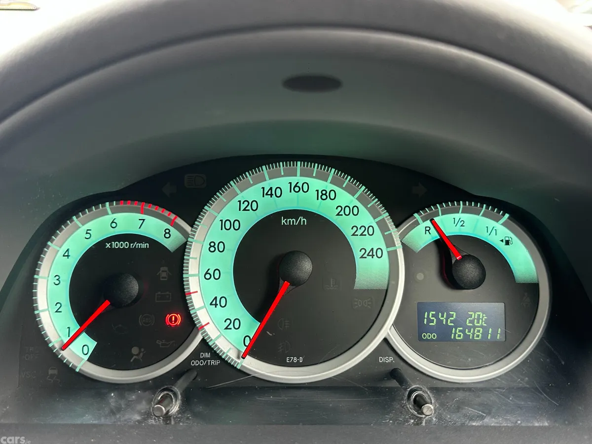 Toyota Corolla SUV, Petrol, 2008, Silver