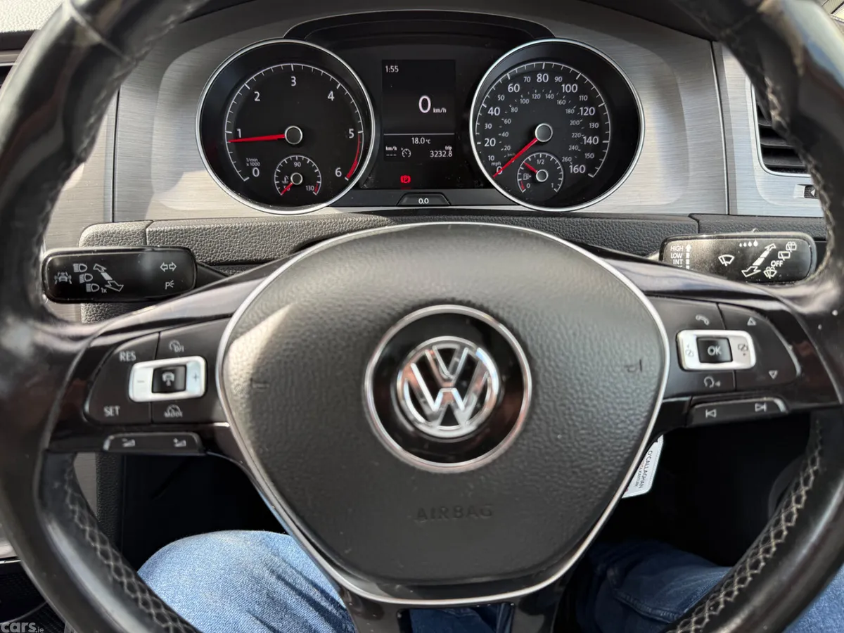 Volkswagen Golf Hatchback, Diesel, 2015, Grey