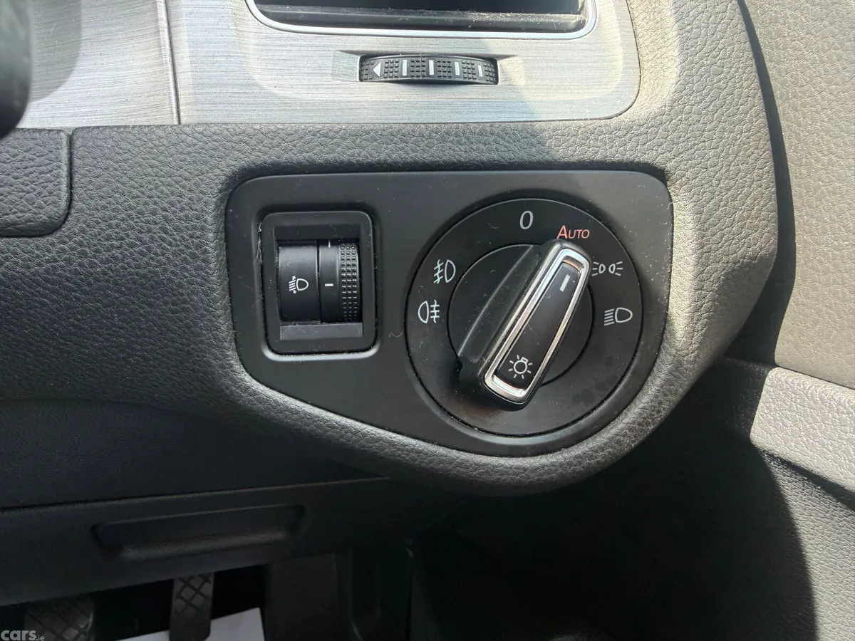 Volkswagen Golf Hatchback, Diesel, 2015, Grey