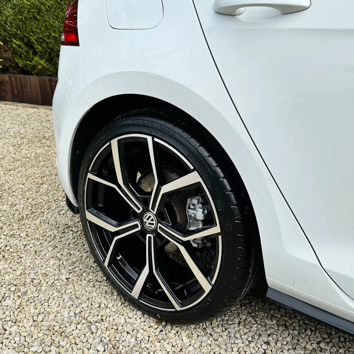 Volkswagen Golf Hatchback, Petrol, 2019, White