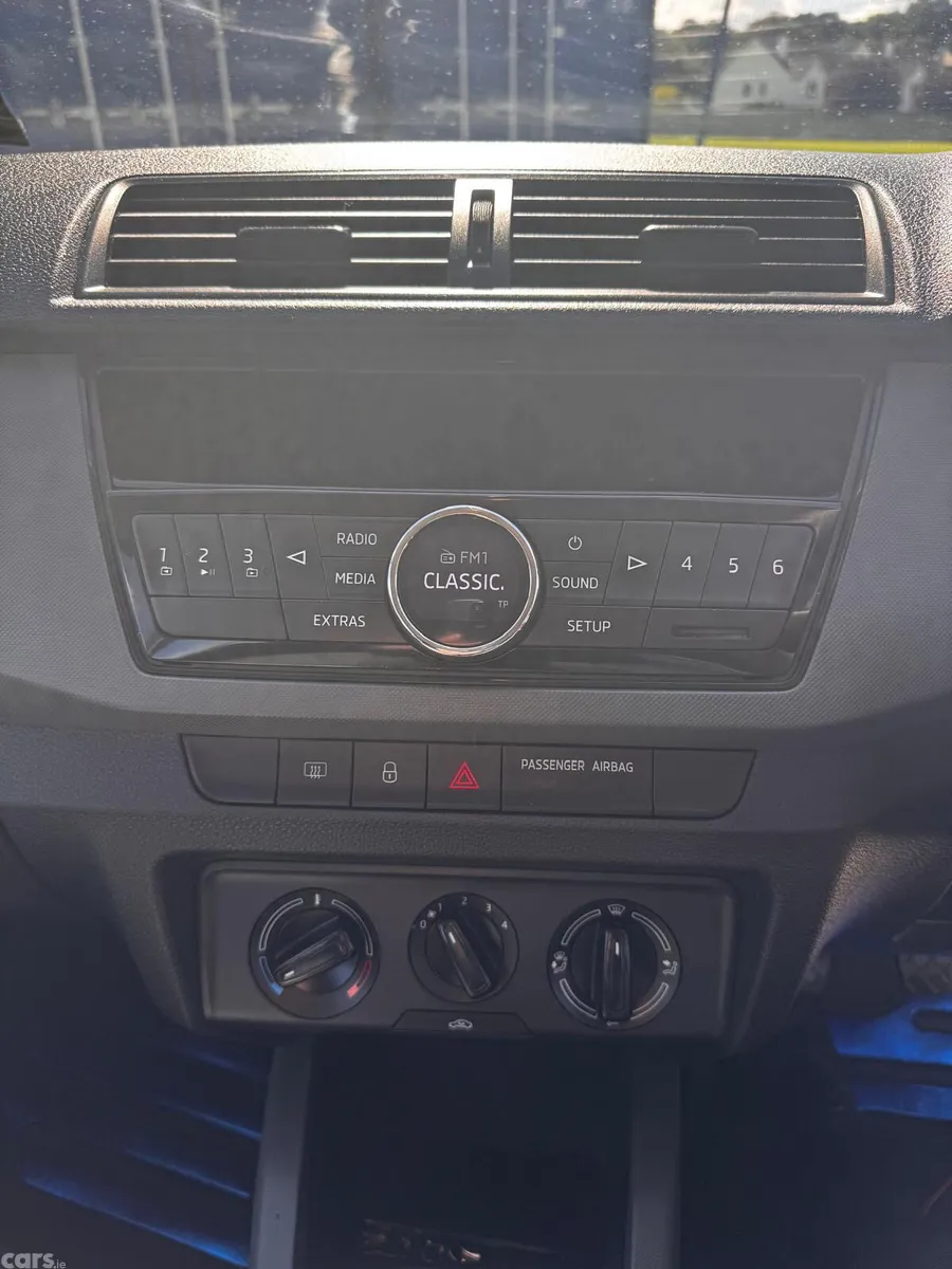 Skoda Fabia Hatchback, Petrol, 2021, Blue