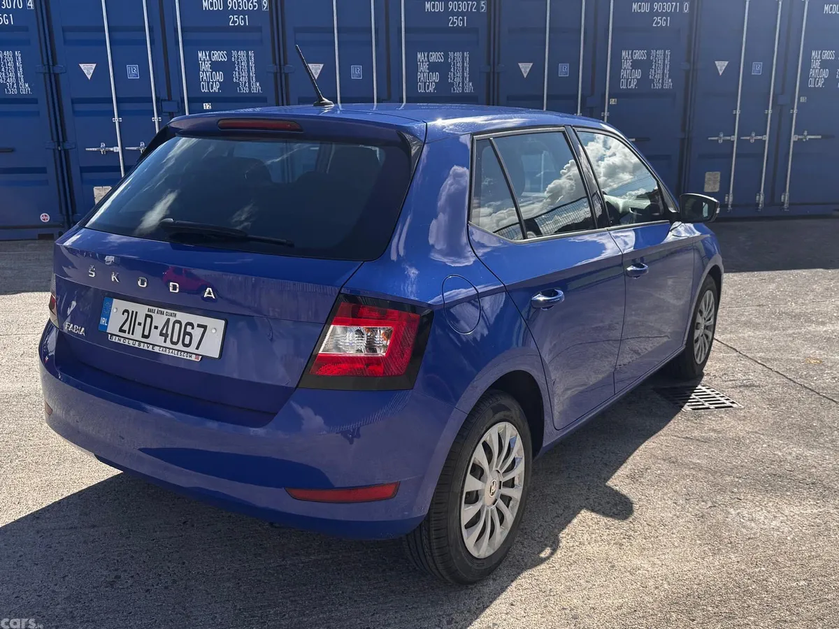Skoda Fabia Hatchback, Petrol, 2021, Blue
