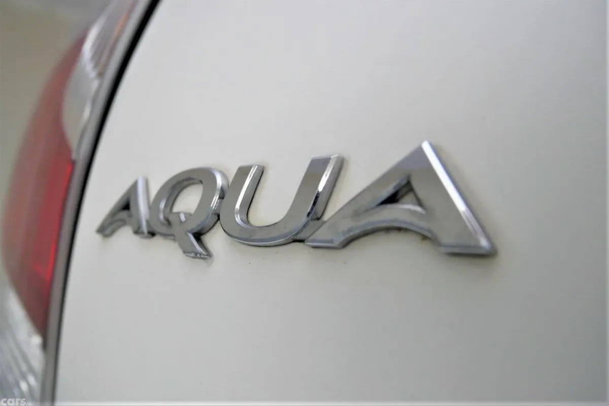 Toyota Aqua Hatchback, Petrol Hybrid, 2020, White
