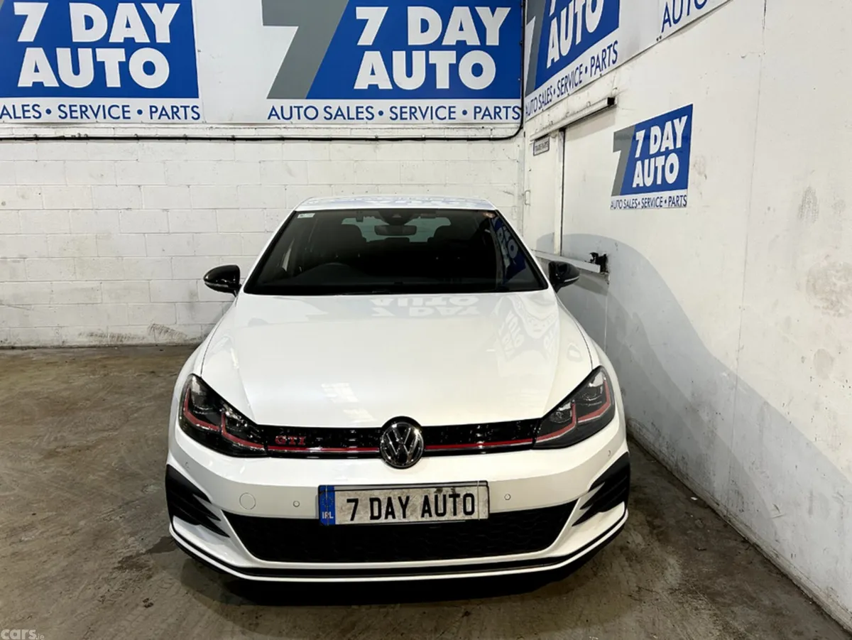 Volkswagen Golf Hatchback, Petrol, 2017, White