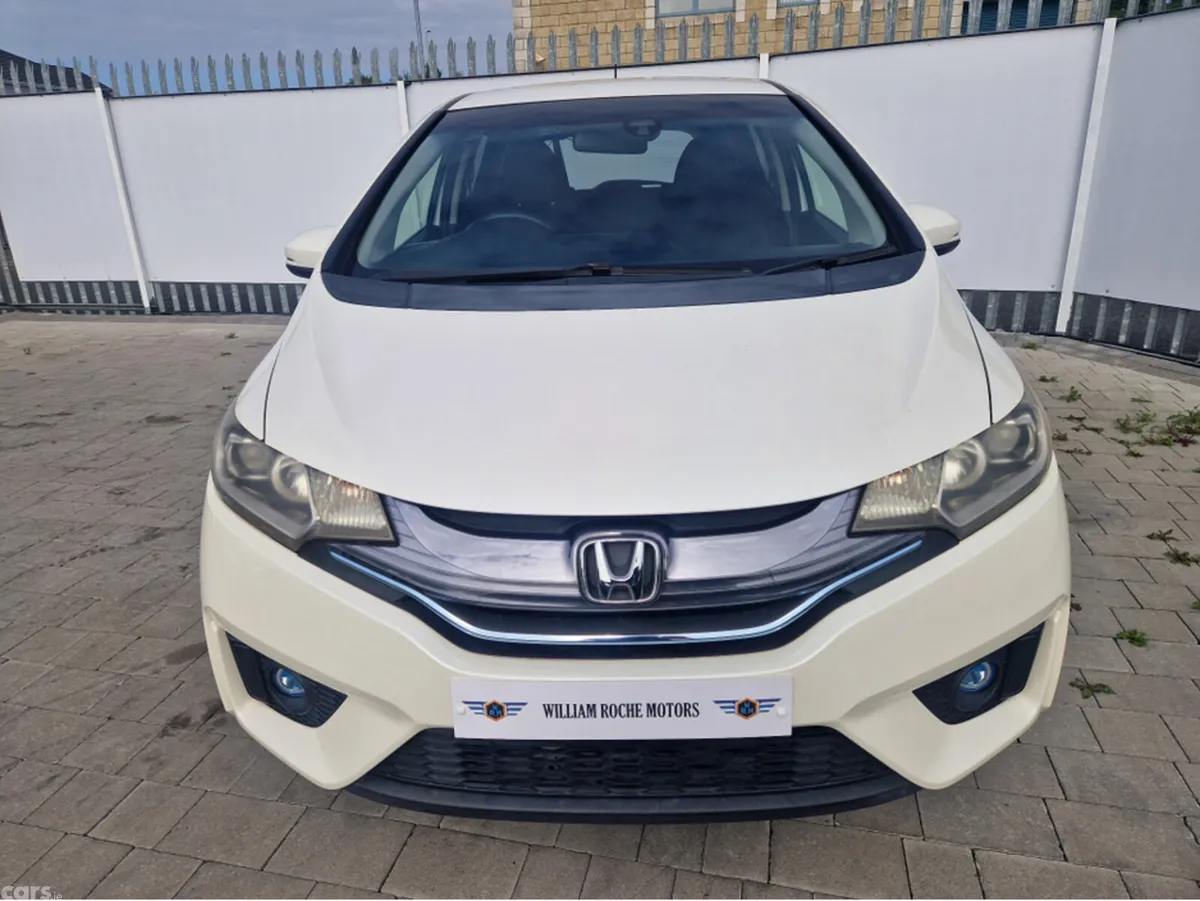 Honda Fit Hatchback, Petrol Hybrid, 2014, White