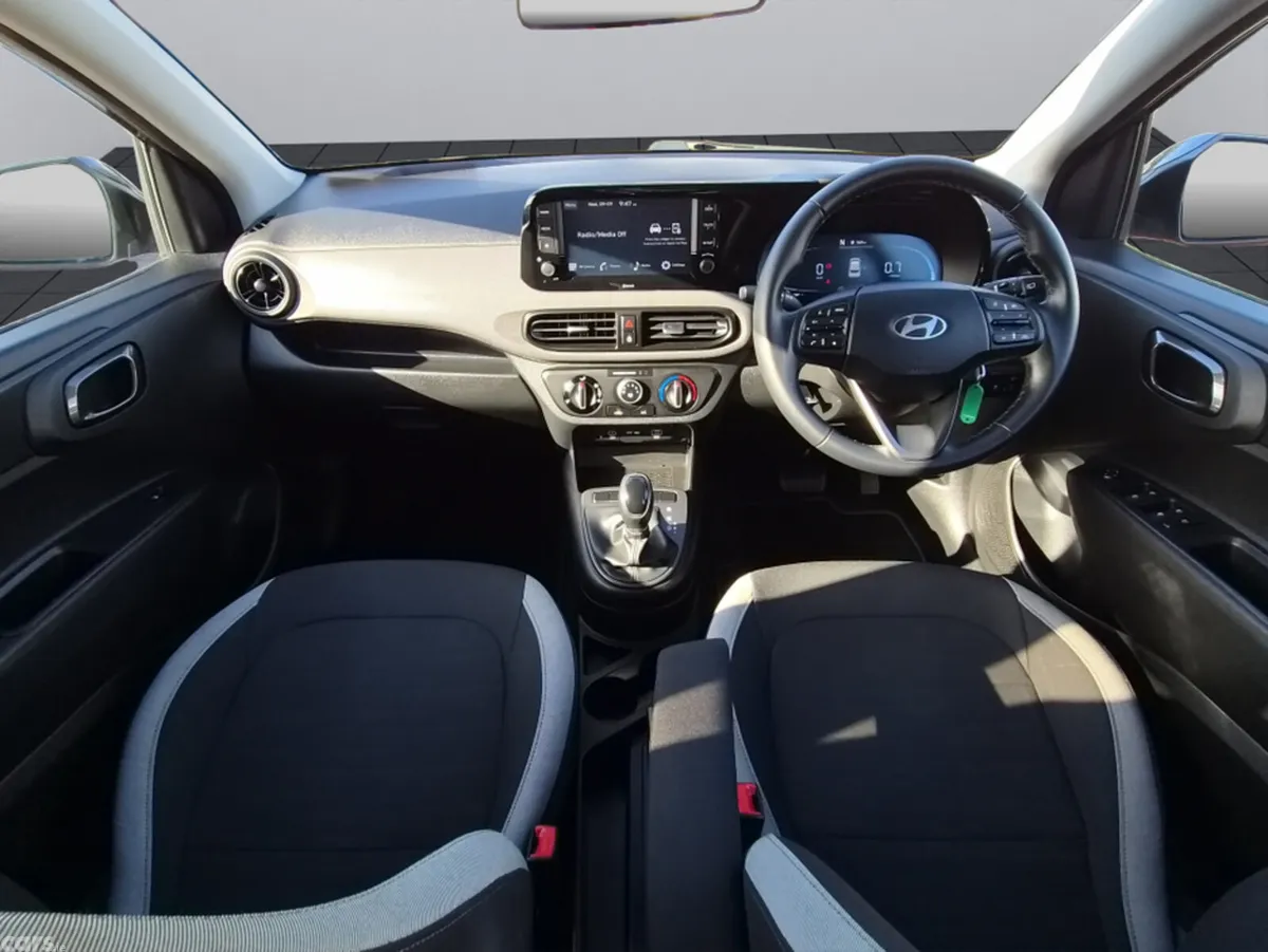 Hyundai i10 Hatchback, Petrol, 2023, Grey