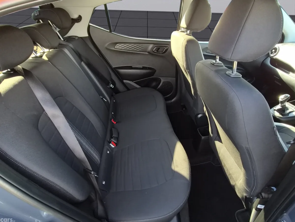 Hyundai i10 Hatchback, Petrol, 2023, Grey