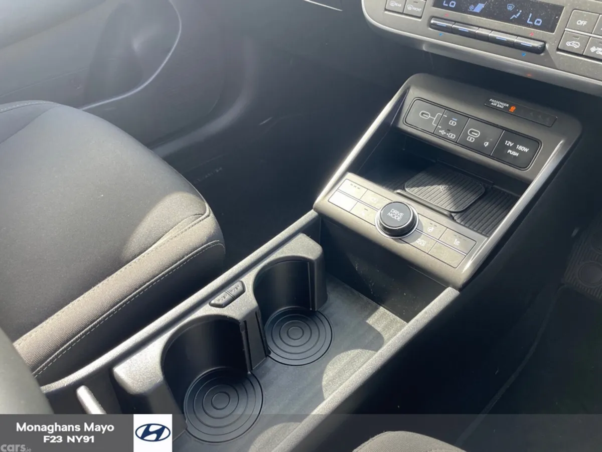 Hyundai KONA MPV, Petrol Hybrid, 2024, Grey