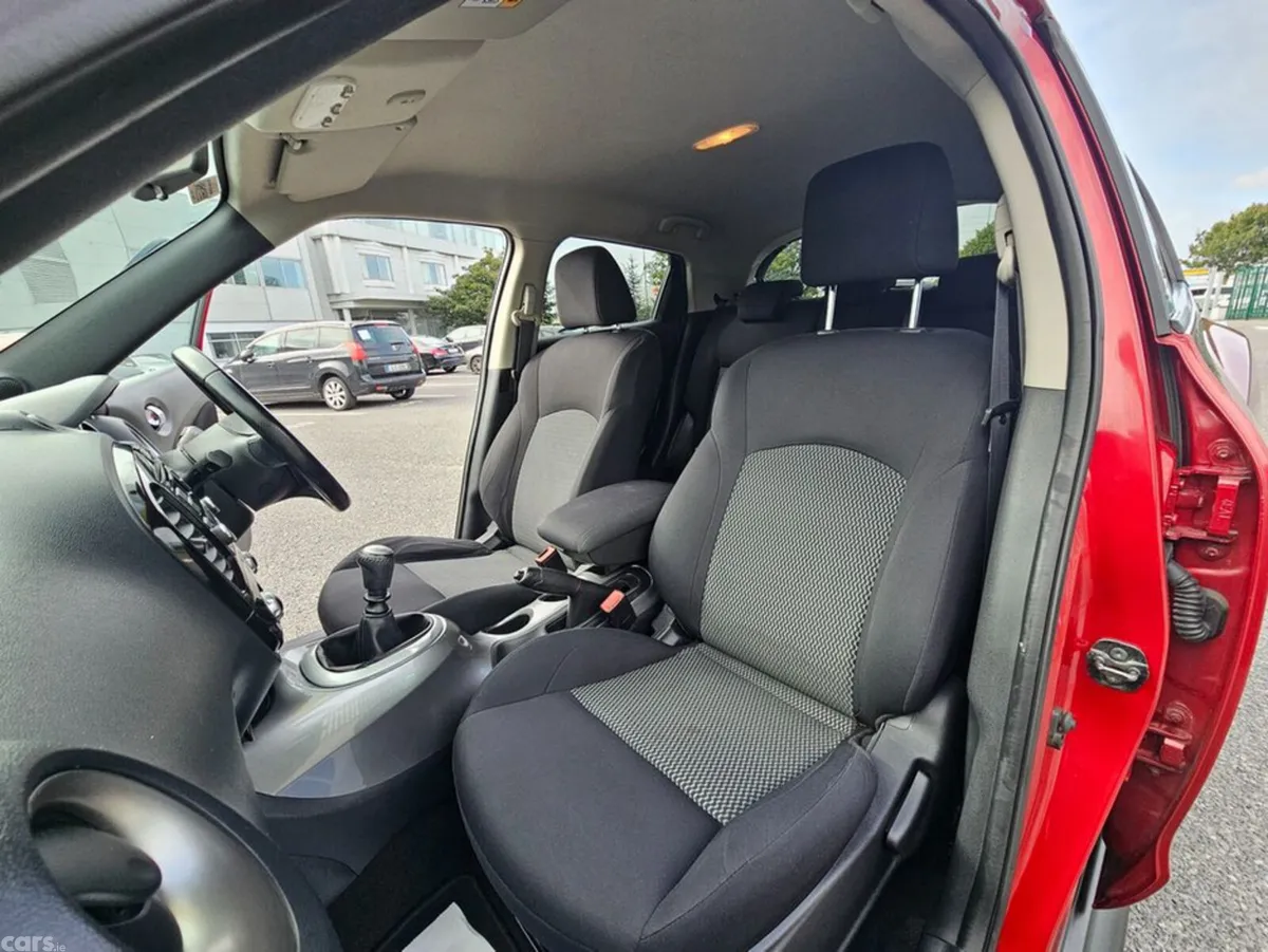 Nissan Juke MPV, Petrol, 2017, Red