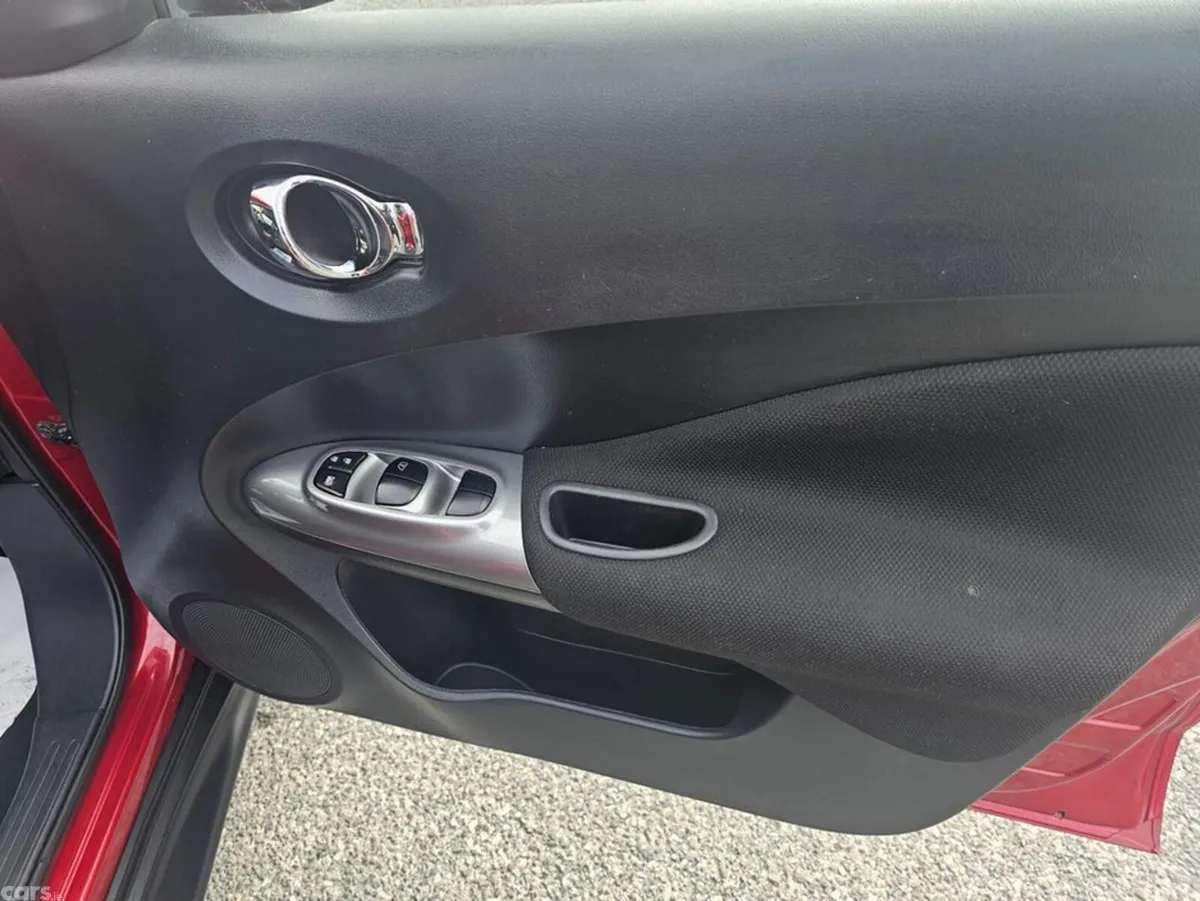Nissan Juke MPV, Petrol, 2017, Red