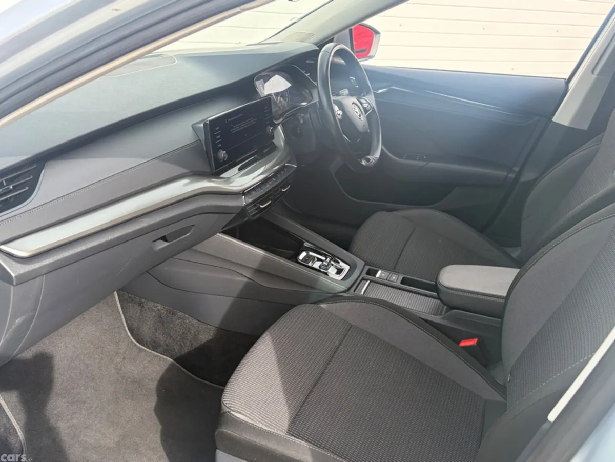 Skoda Octavia Estate, Diesel, 2021, Grey