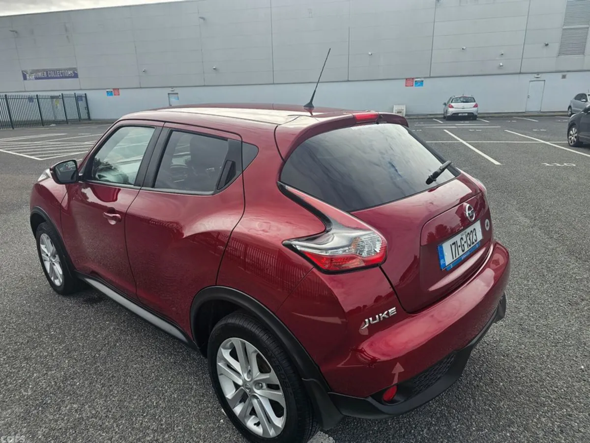 Nissan Juke MPV, Petrol, 2017, Red