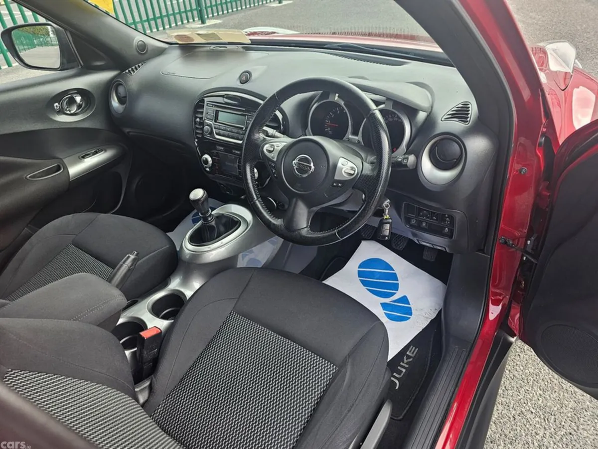 Nissan Juke MPV, Petrol, 2017, Red