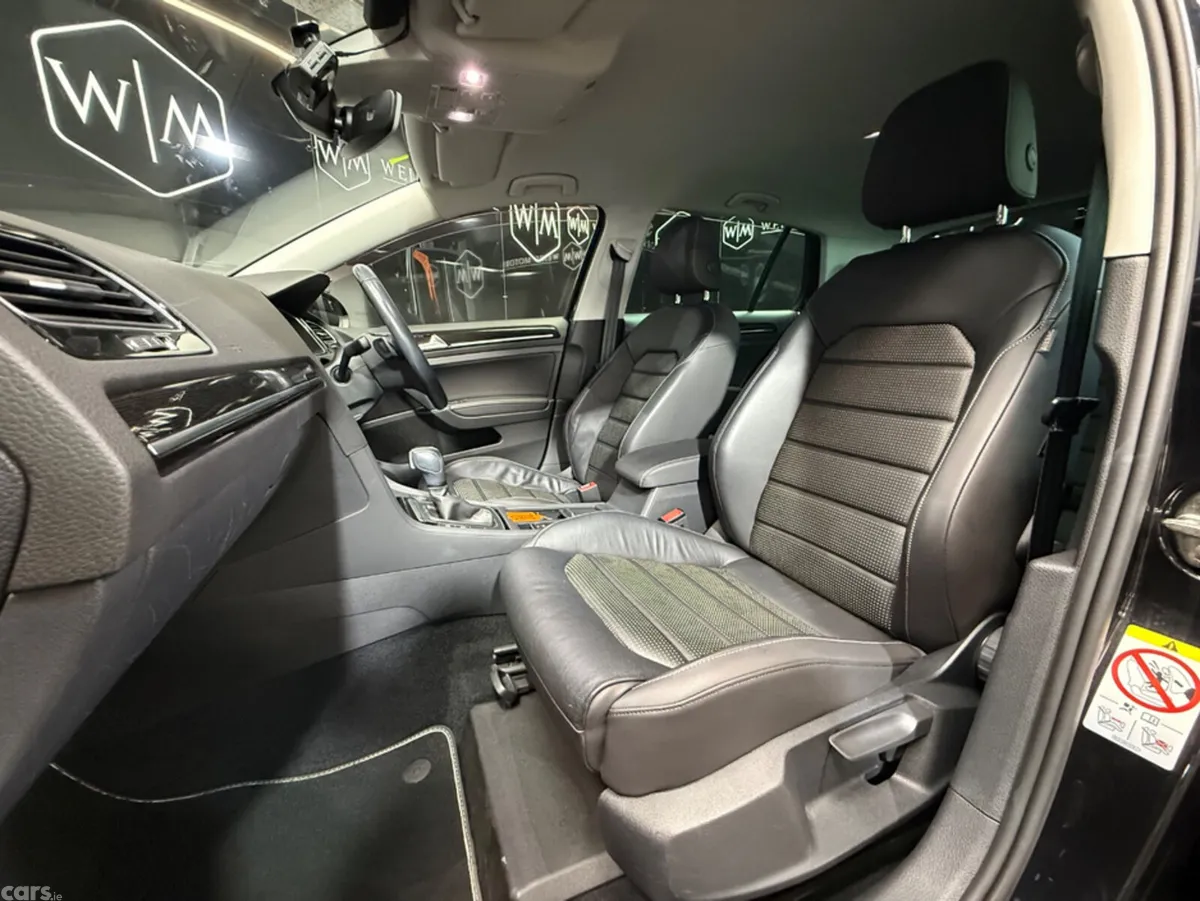 Volkswagen Golf Hatchback, Petrol, 2020, Black