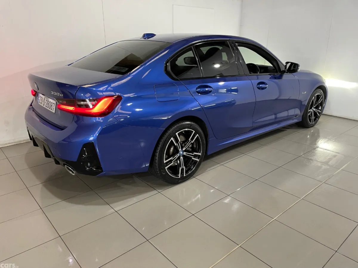 BMW 3-Series Saloon, Petrol Plug-in Hybrid, 2023, Blue