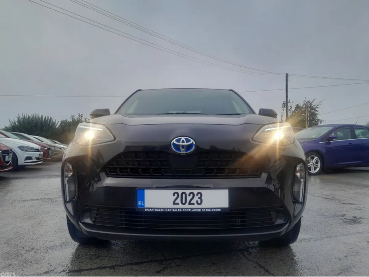 Toyota Yaris Cross SUV, Petrol Hybrid, 2023, Black